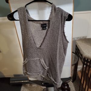 Hooded tank top